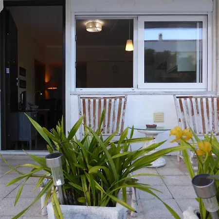 A View To The River Tejo By Sixtyfive Boutique Лісабон